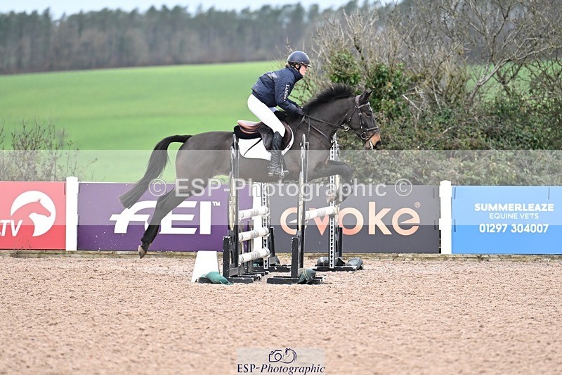 251205-095853-00097 - Cls 2 Snr British Novice and 90cm