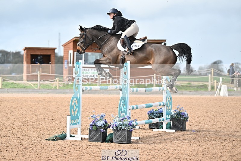 240315A-125311-01064 - Cls 3 Snr Foxhunter