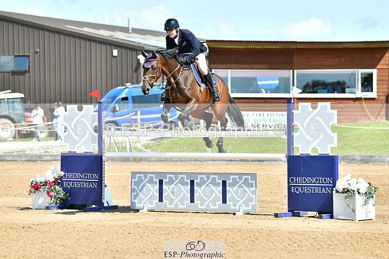 230720A-104321-01945 - Cls 5, 2 Star Medium 1.35m