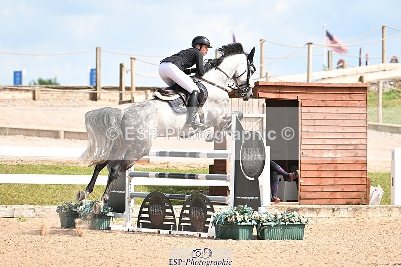 250723-153843-01182 - Cls 6 Foxhunter and 1.20m