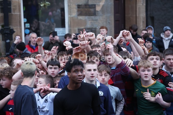 DAD_0542 - Christmas Boys Ba'