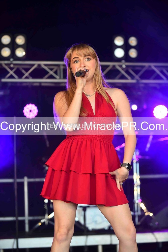 SH4_2256 - Lizzie Stanway
