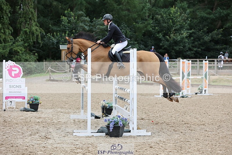 250705A-173249-16536 - Cls 37 1.05m Amateur Quali