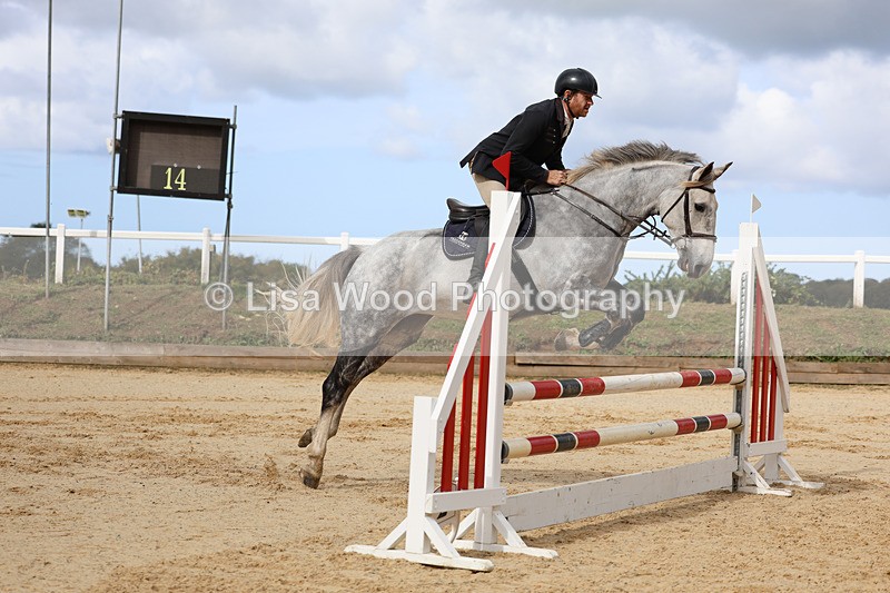 3E7A2179 - Class 4: Senior British Novice/90cm open