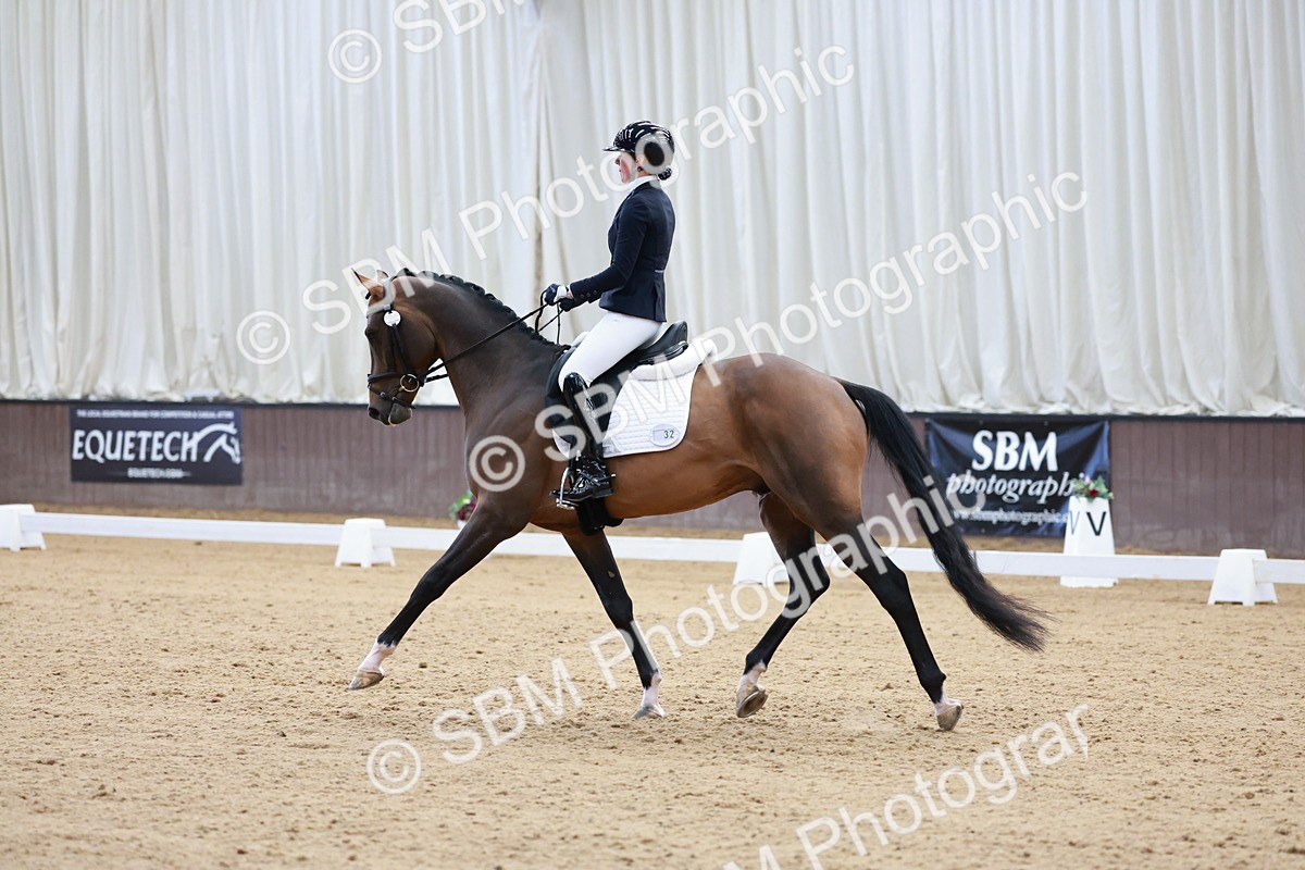 SBM_006799 - Class 6b - Novice 6 - 8.56-9.24