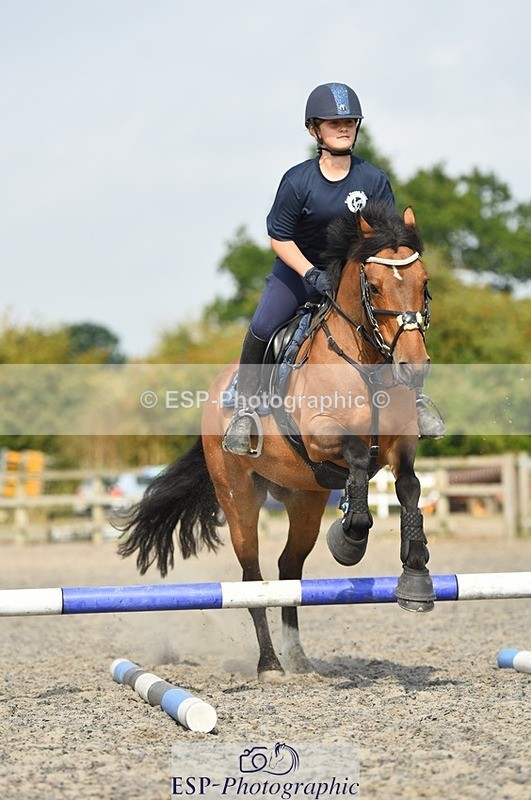 230817-104136-01767 - Kay's 2nd Group - Arena