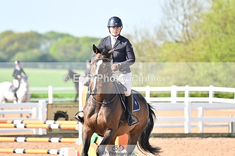 240509A-094000-00201 - Cls 1 British Novice and 90cm Open