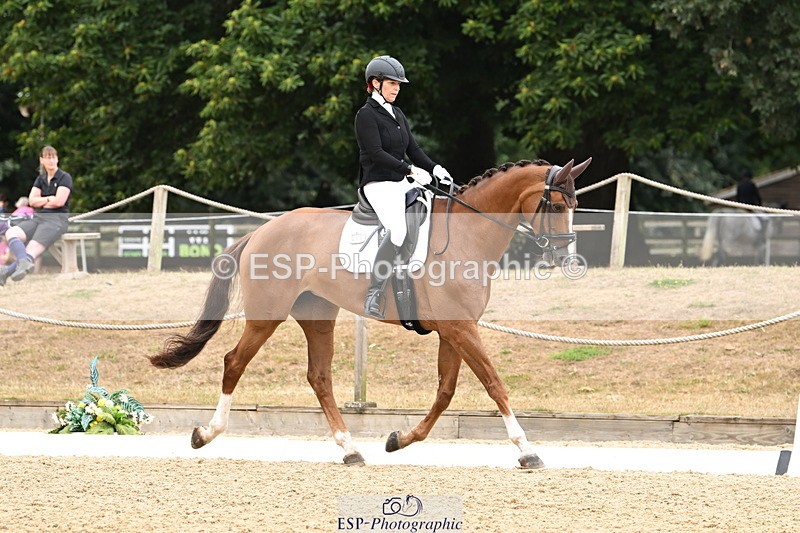 250808A-102118-00087 - 046-Alice.De.Soer-Lauretta.S