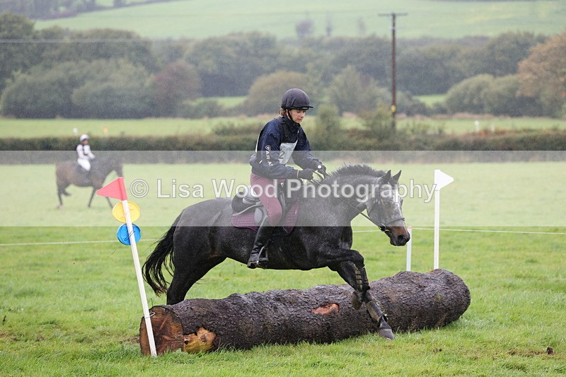 1X9A1764 - Class 2: 70cm: Log