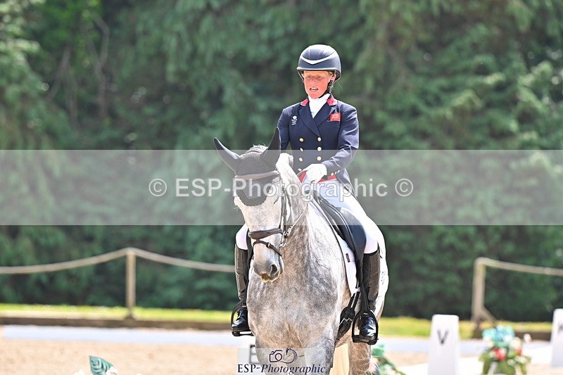 250523A-134751-07106 - B-357-Rosalind.Canter-ARMSCOTE.EXPLORER