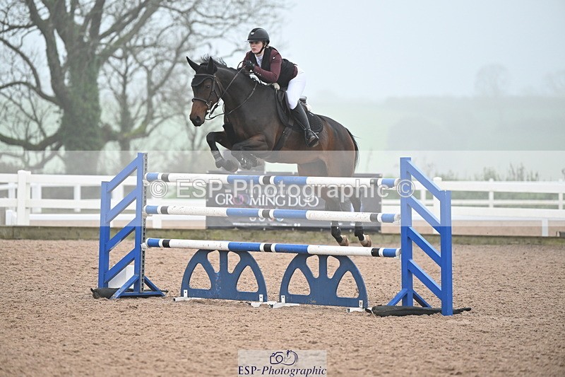 241102A-145211-05686 - SAT Cls 16 Winter 1.25 Jump Off