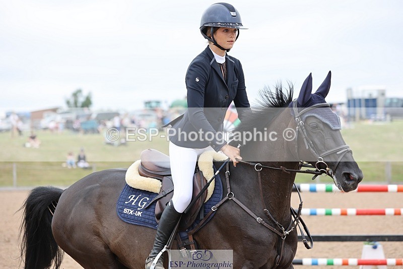 250629-133119-12127 - Cls 28 Pony Foxhunter Jump Offs & Presentations