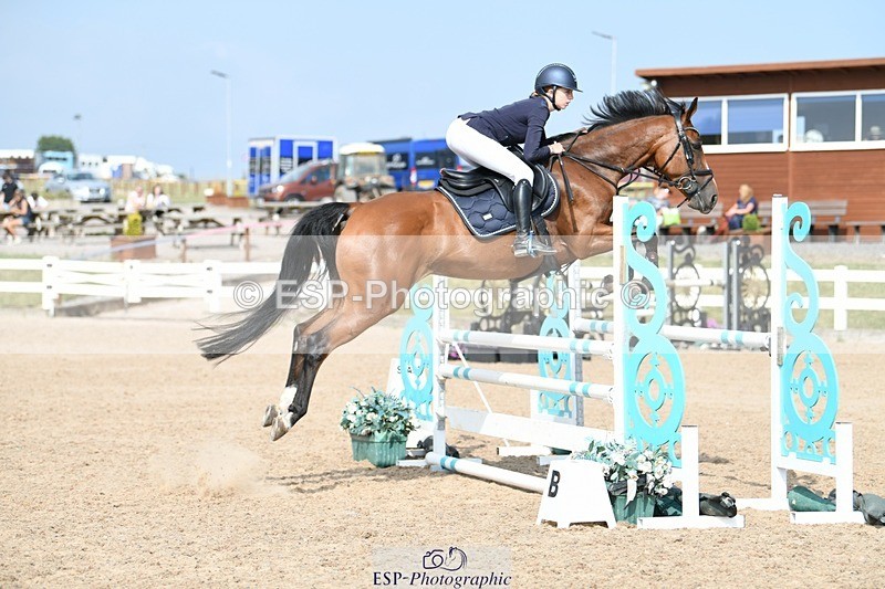 250725-164155-03993 - Cls 10 1.05m Amateur Quali