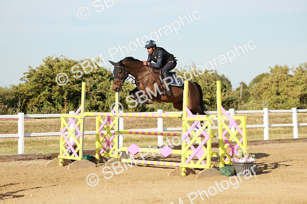 SBM_008854 - Class 6 - National 1.30m 1.40m Open Handicap
