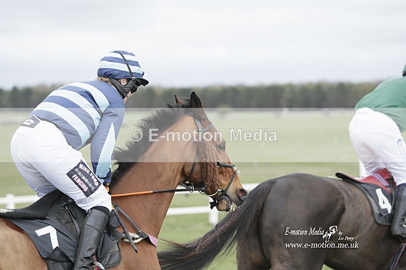 PtP 260323 0456 - New Forest Hounds Point-to-Point Larkhill 26/03/23