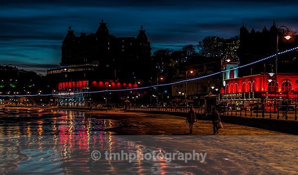 Night Walk - Low Light Photography