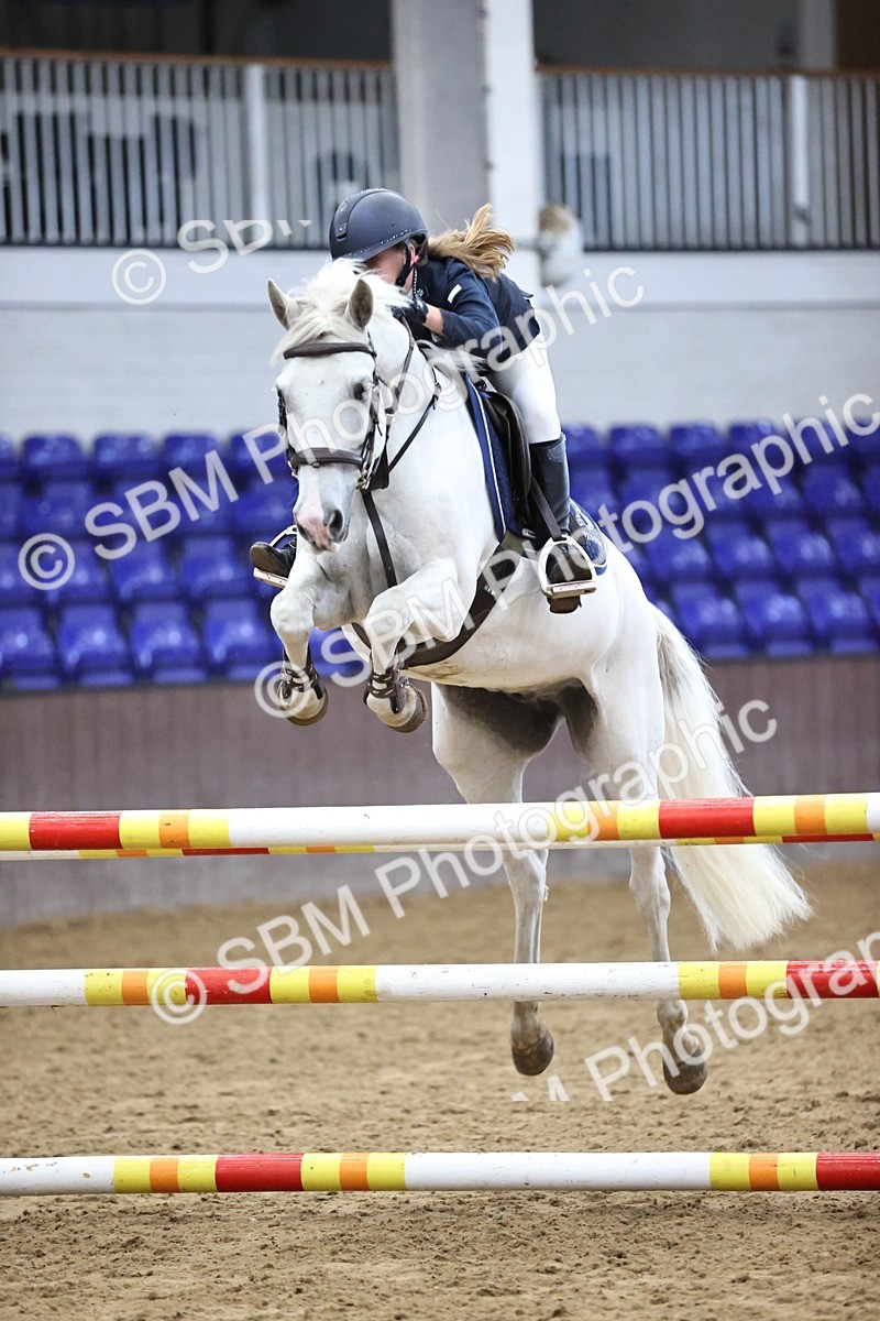 SBM_001121 - Class 5 - Blue Chip Pony Newcomers 1.00m Open