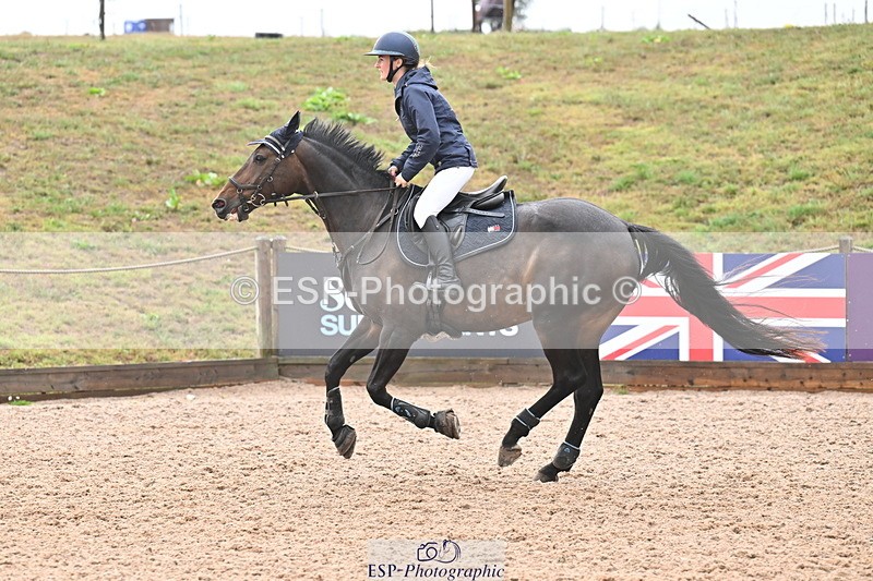 250827B-105725-00207 - Clear Round & Cls 1 Brit Nov 90cm