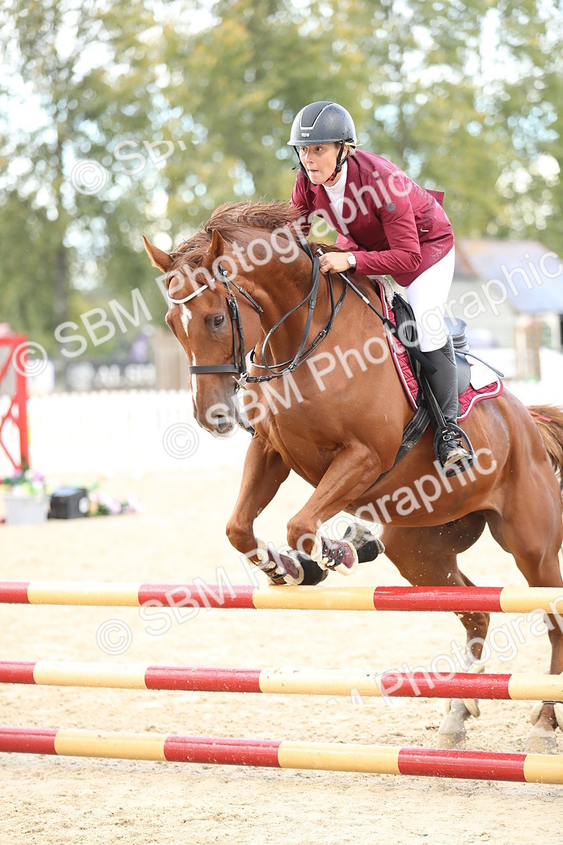 SBM_10812 - J31 - Senior Horse & Pony 75cm Championship