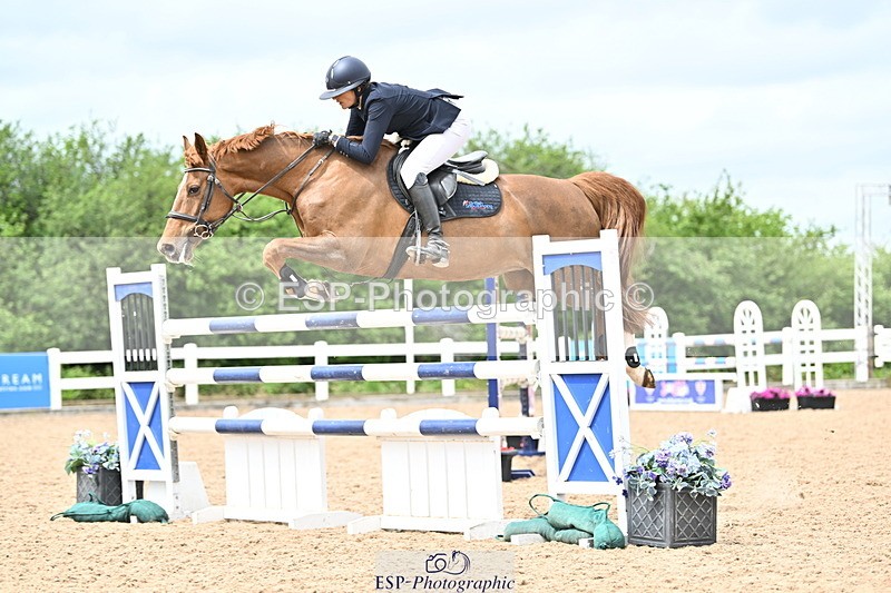 240523A-131920-01943 - Cls 4 Snr 1.20m Open