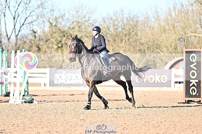 251203-125225-00552 - Cls 4 Newcomers and 1.10m Open