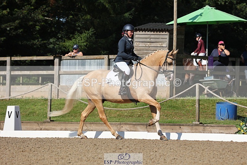 240719-091922-00096 - 307-Kate_Kerswell-Top_Gun_RB