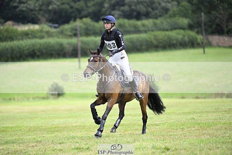 240825X-115327-32638 - 70cm XC 11.00 to 12.00