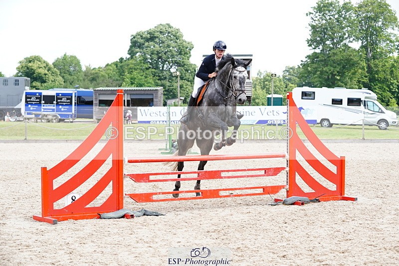 250613A-095330-01164 - Cls 9 85cm Amateur Quali