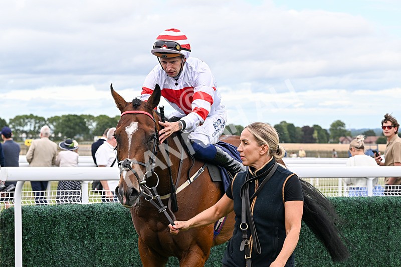 040726-Race 6-Highland Olly-5434 - Race 6 17.10pm Weatherbys Racing Bank Handicap