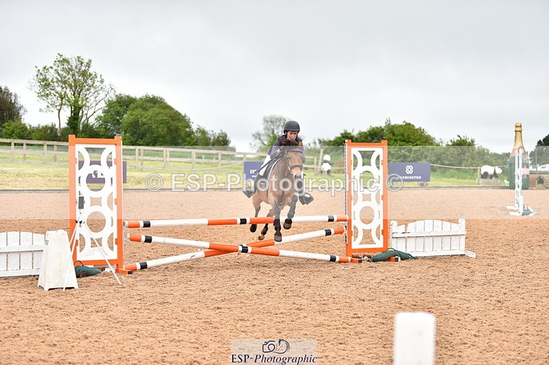 240528A-162748-00445 - 70cm