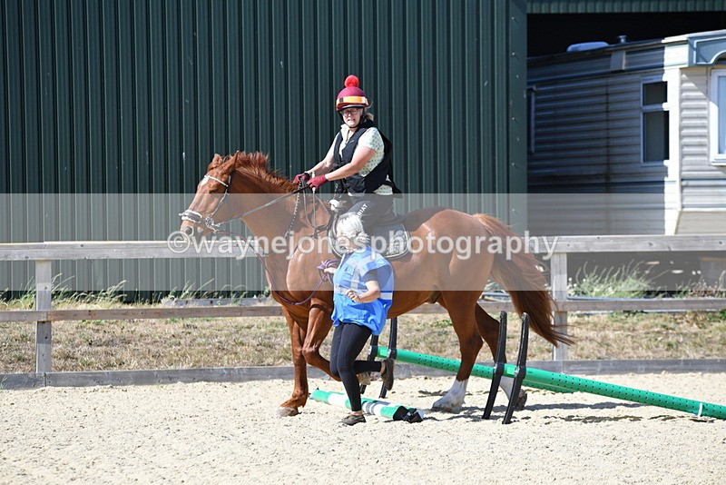 WJ5_4992 - Poles on the Floor