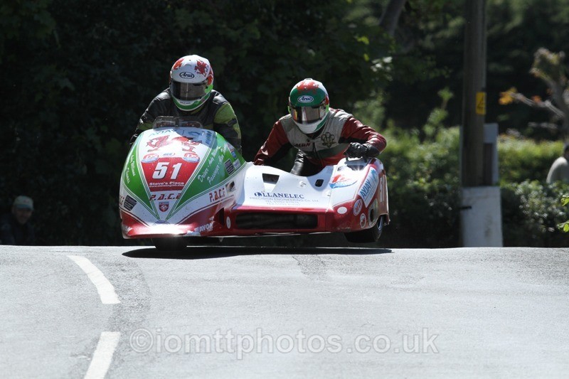 IMG_2423 - Sidecar Race 2 - TT 2013