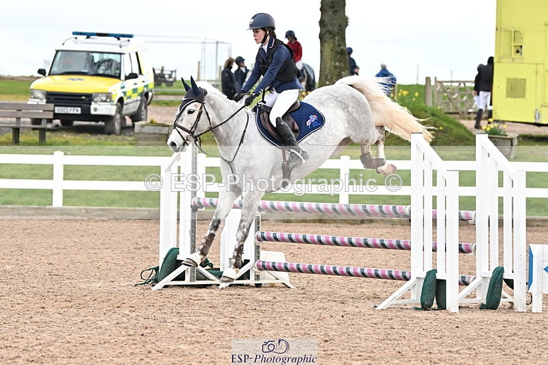 240310A-112153-02303 - Cls 4 Pony Discovery and 90cm Open