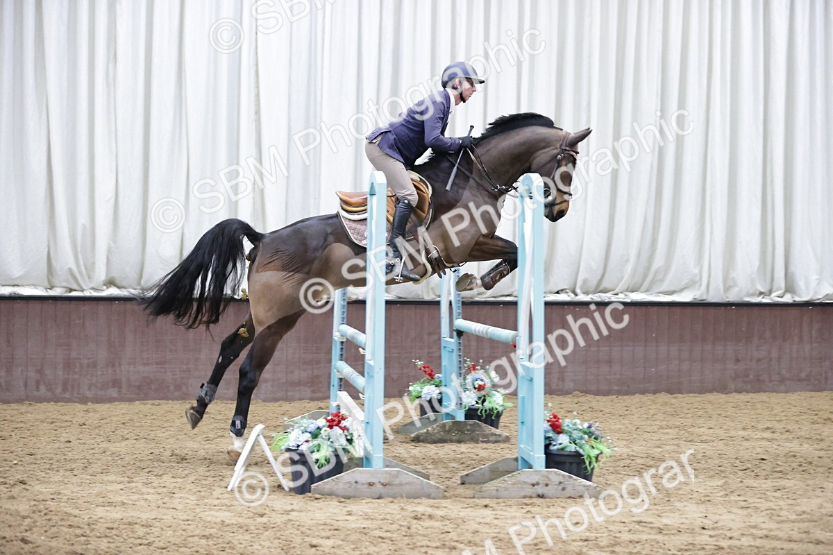 SBM_001470 - Class 4 - Senior Newcomers/ 1.10m Open