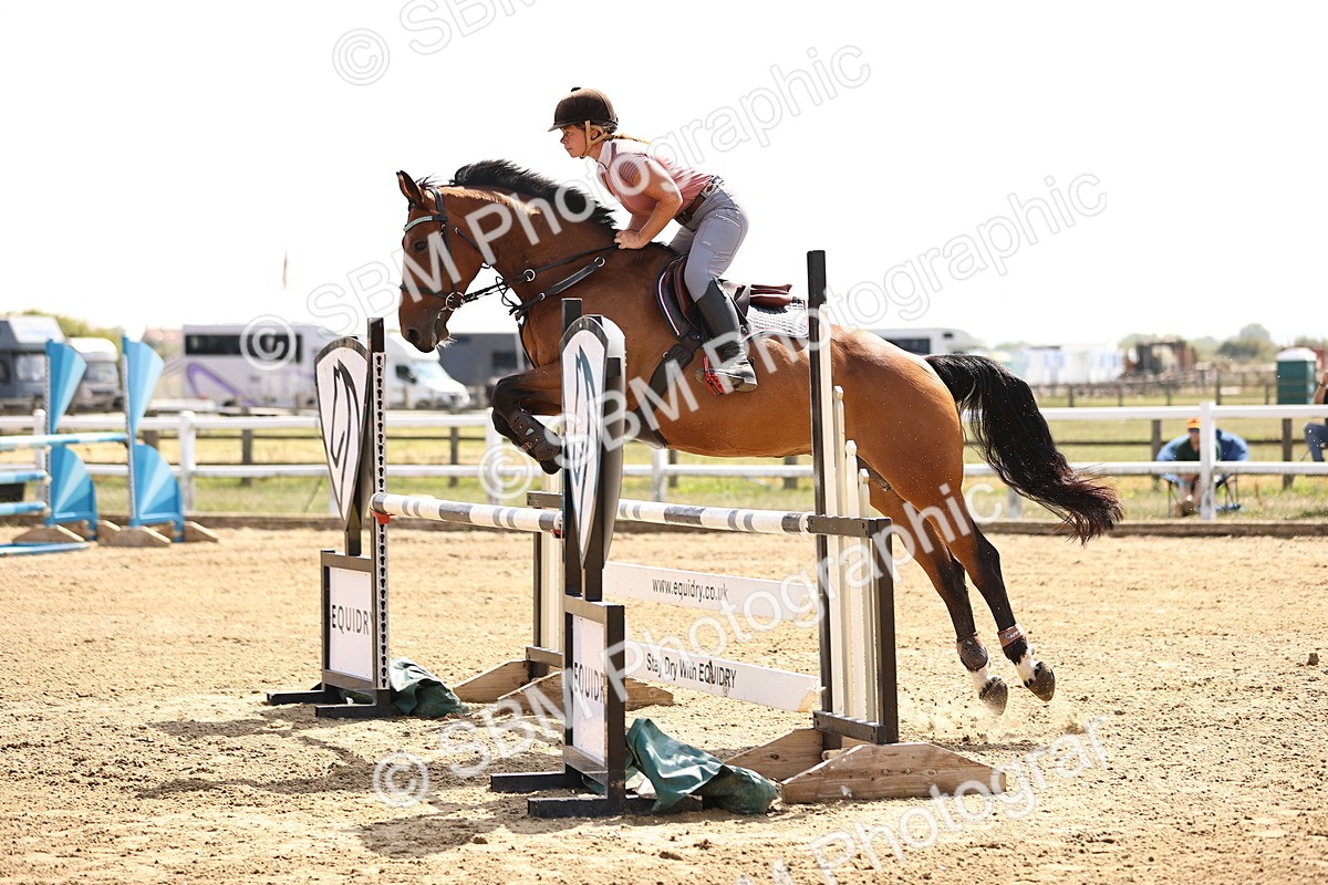 SBM_006688 - Class 12 - Amateur Championship Qualifier 1.05m