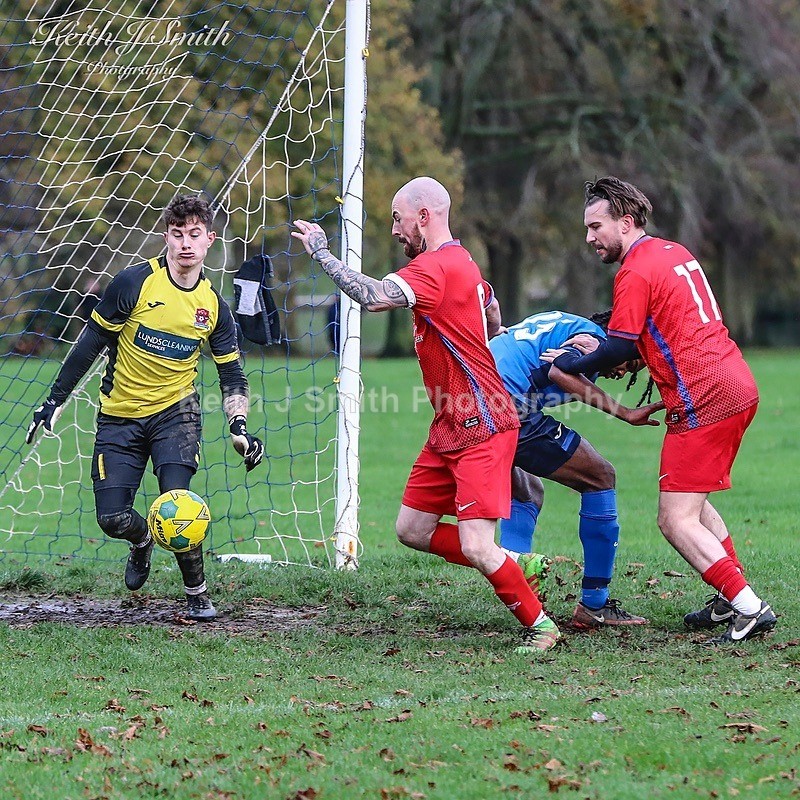 9KJS1622 - Nene League Sunday 16th November 2025 Abington Park