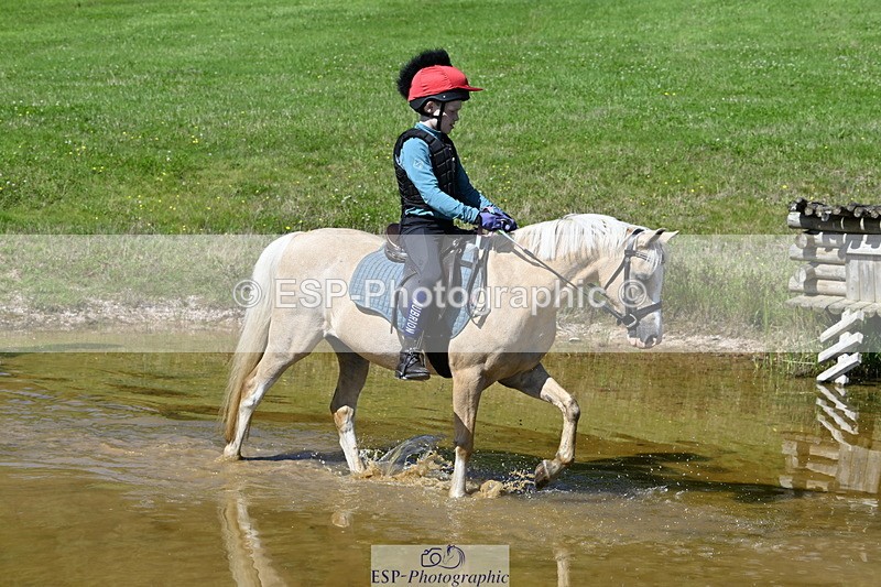 240728B-105843-00776 - Theo's Group XC