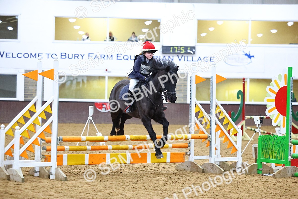 SBM_001732 - Class 4 - Festive Fences - 70cm