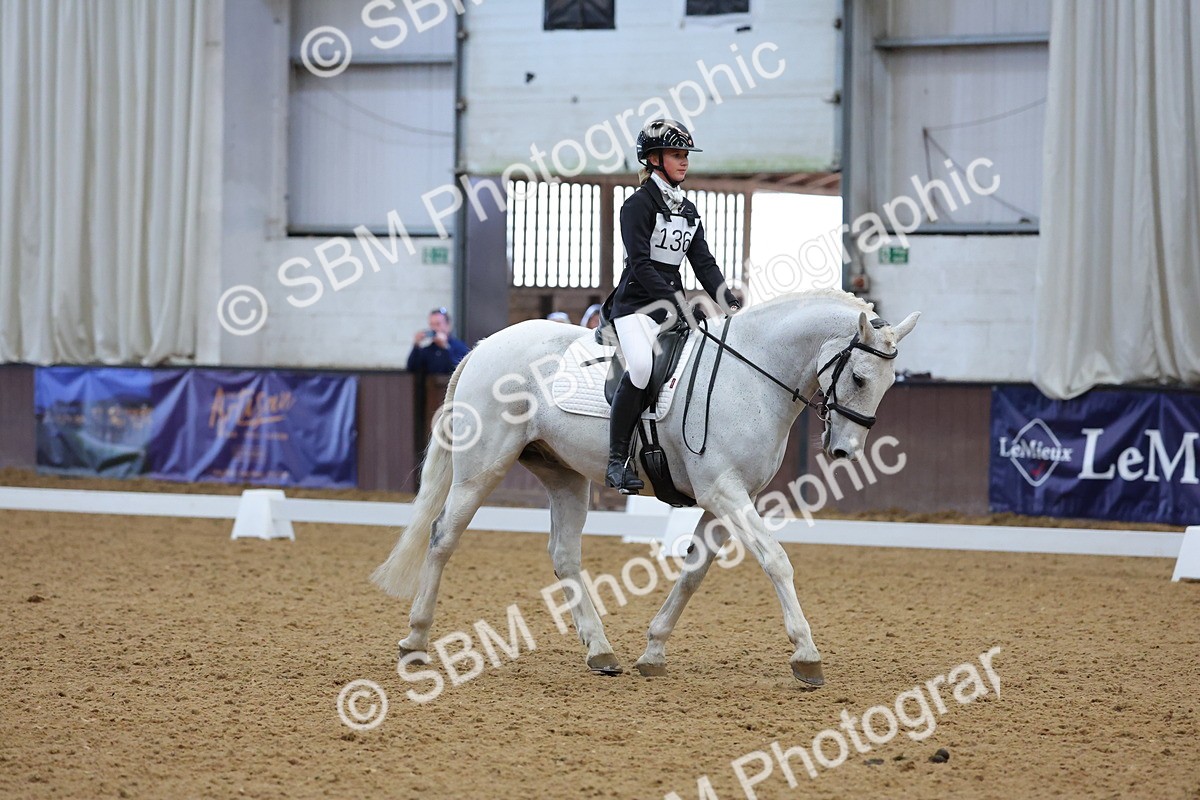 SBM_003762 - Novice