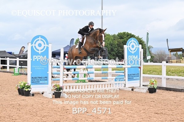 BPP_4571 - CLASS 5 WED Redpost Equestrian Senior Foxhunter/1.20m Open