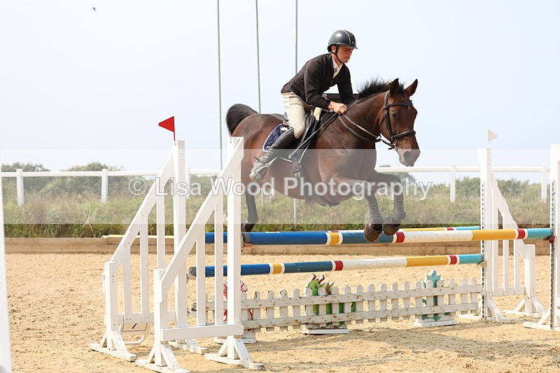 3E7A2296 - Class 7: Senior 1.05m