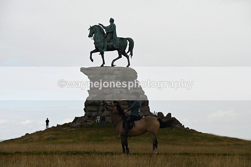 DSC_8328 - Time at Statue 13:52 to 14:33