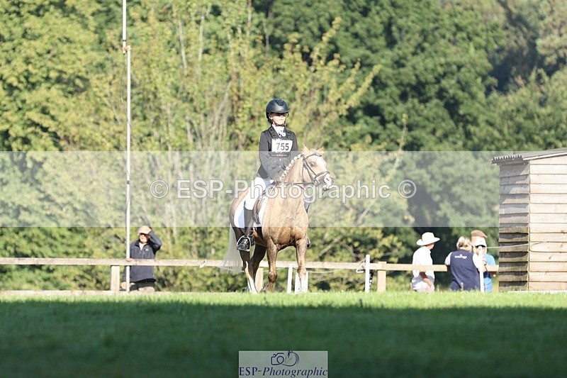 250823A-091201-25879 - Arena D