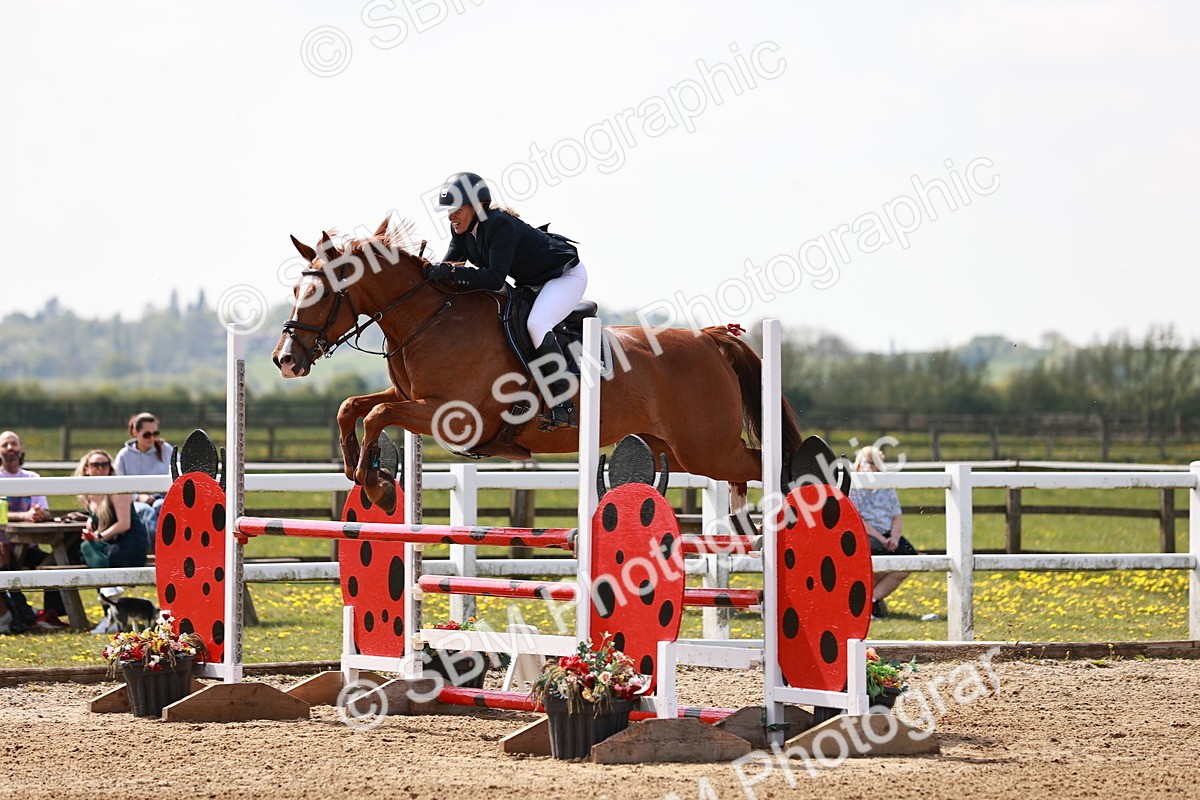  - Class 24 - Senior Newcomers - 1.10m