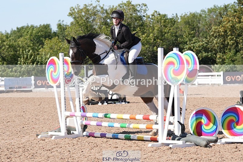 260811-161023-00091 - Cls 3 and 4 Club and Schools 60cm
