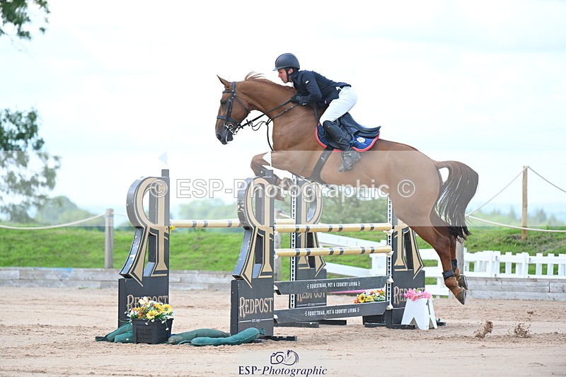 230721A-104303-05414 - Cls 6, 2 Star Medium 1.35m