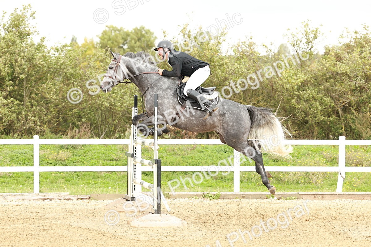 1I0A8136 - Class 5 - Senior Foxhunter 1.20m