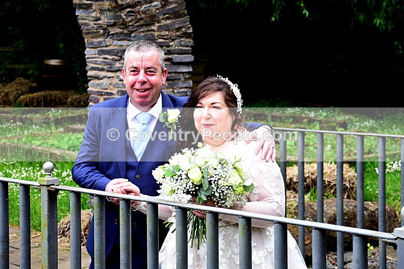 DK-374 - Donna and Kevin