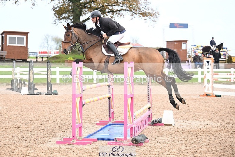 251105-131730-00666 - Cls 04 Newc & 1.10m Open