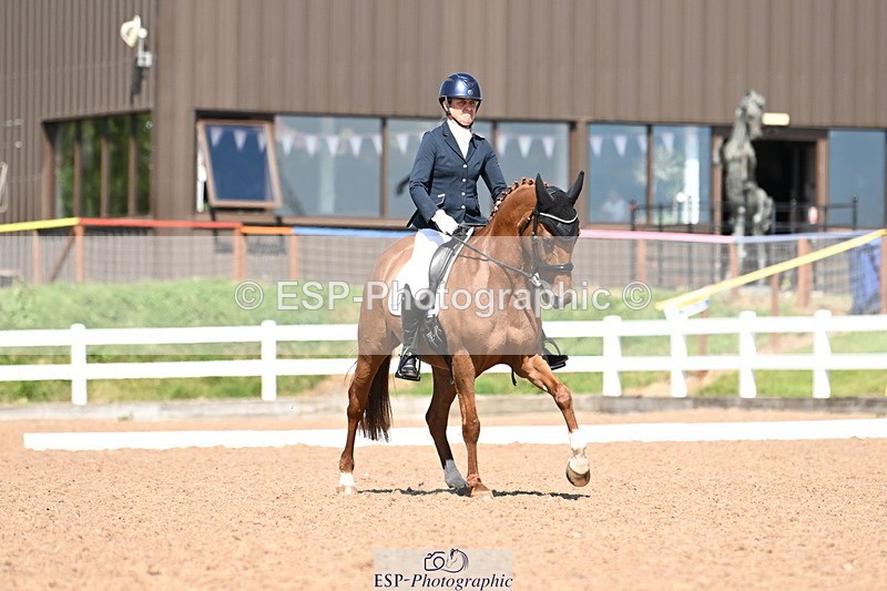 240816A-142914-05605 - 300-Andrea.Kennedy-Ricardo.Red